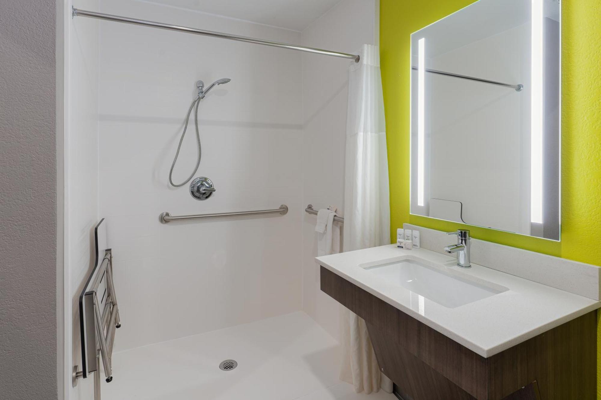 La Quinta By Wyndham Shawnee Hotel Luaran gambar