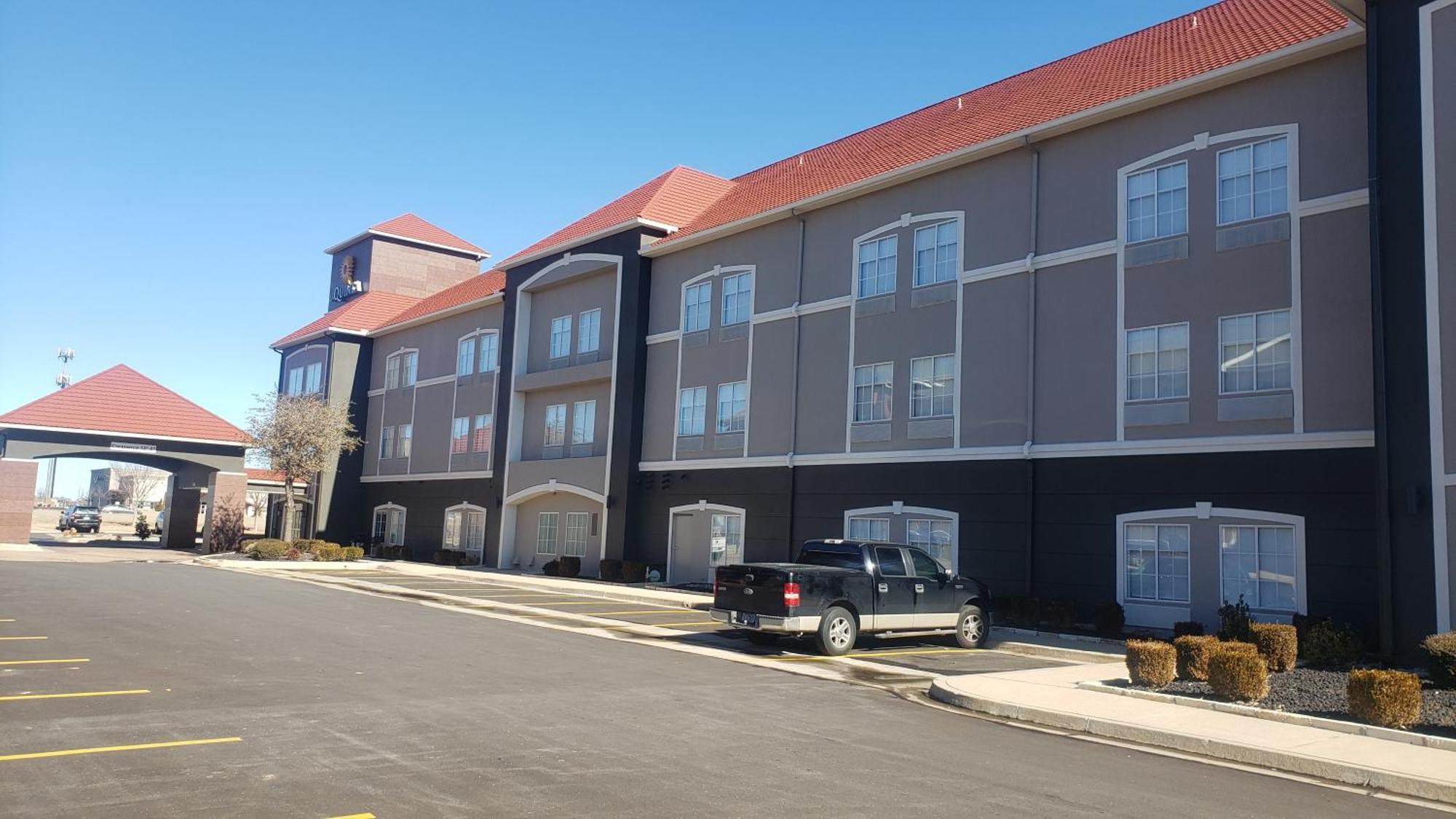 La Quinta By Wyndham Shawnee Hotel Luaran gambar