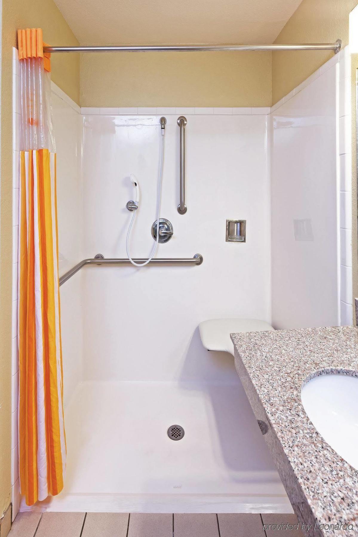 La Quinta By Wyndham Shawnee Hotel Luaran gambar